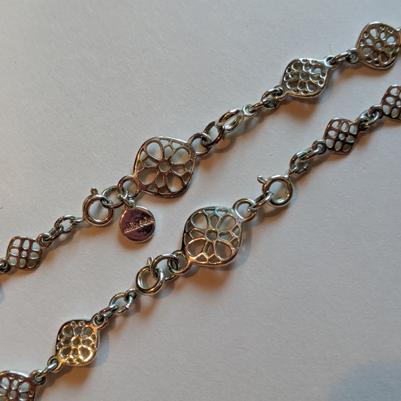 Silver Layering Chain - Picture 3 of 4